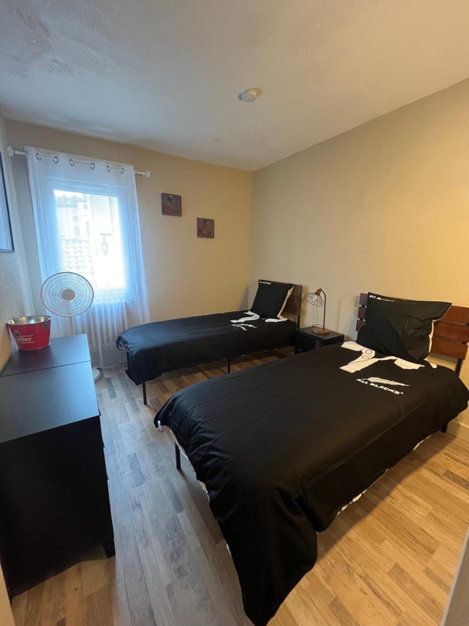 אלס Appart Hotel Les Fleurs מראה חיצוני תמונה